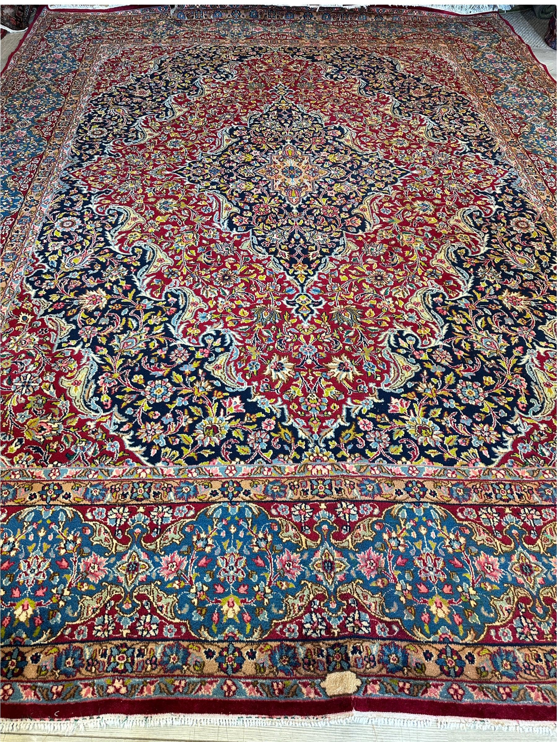 Exquisite Persian Vintage Medalian Rug 10 x 13 Rugistan