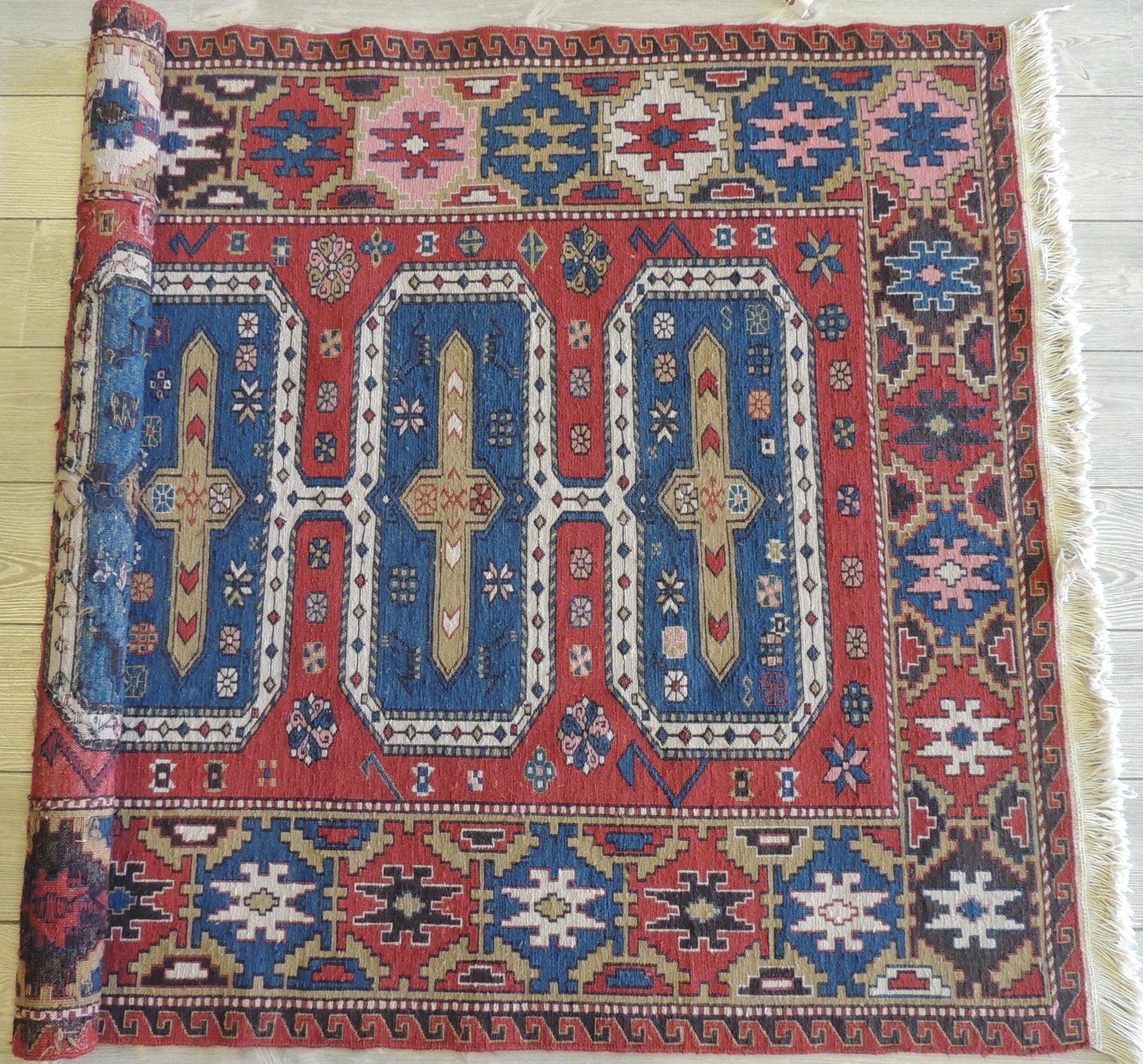 Exquisite Vintage Hand Knotted Soumak Area Rug 6x4 Ft Rugistan