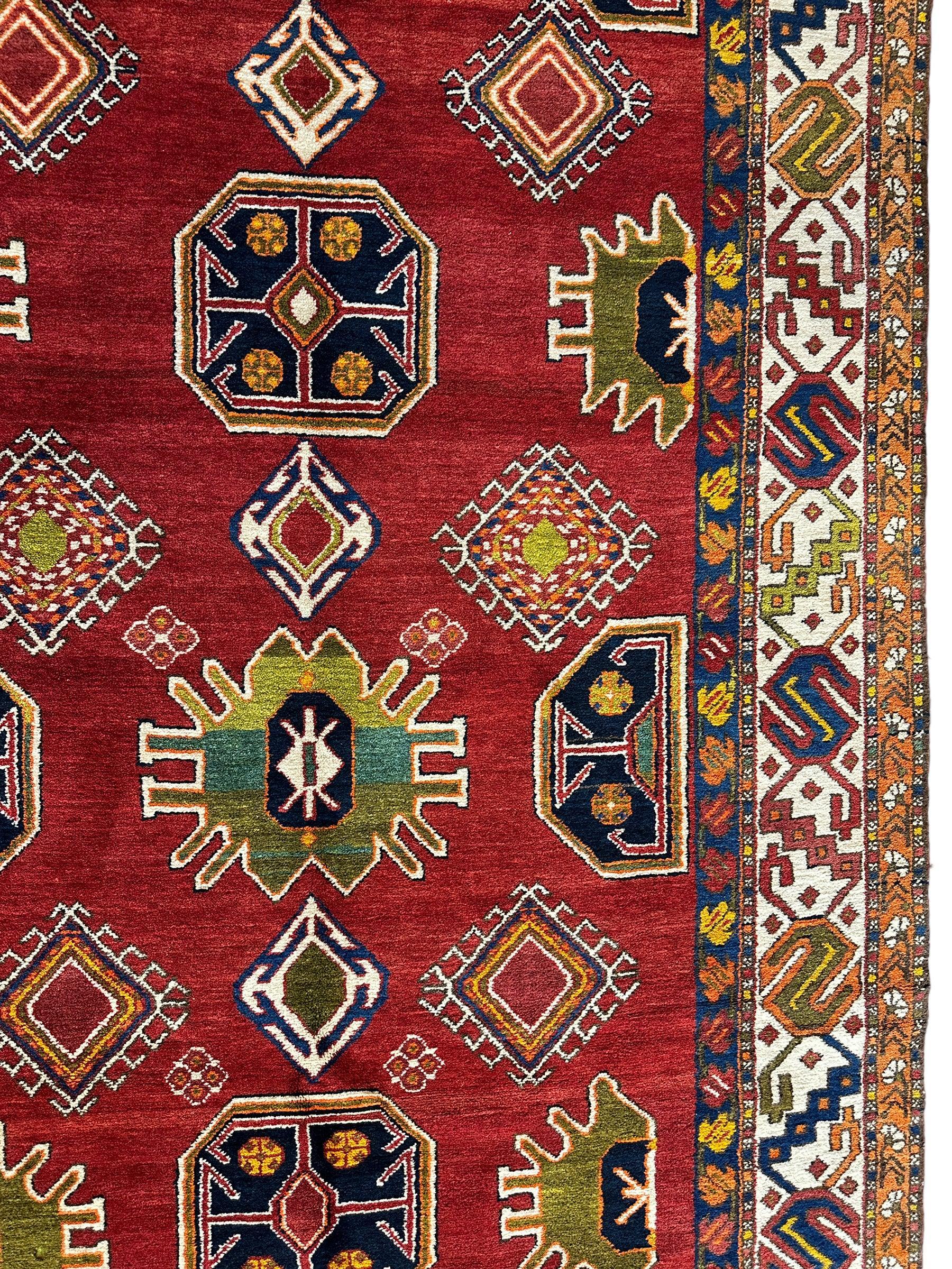 Hand-Knotted Persian Meshgin Wool Rug – 5’ x 11’ – Vintage Tribal Masterpiece Rugistan