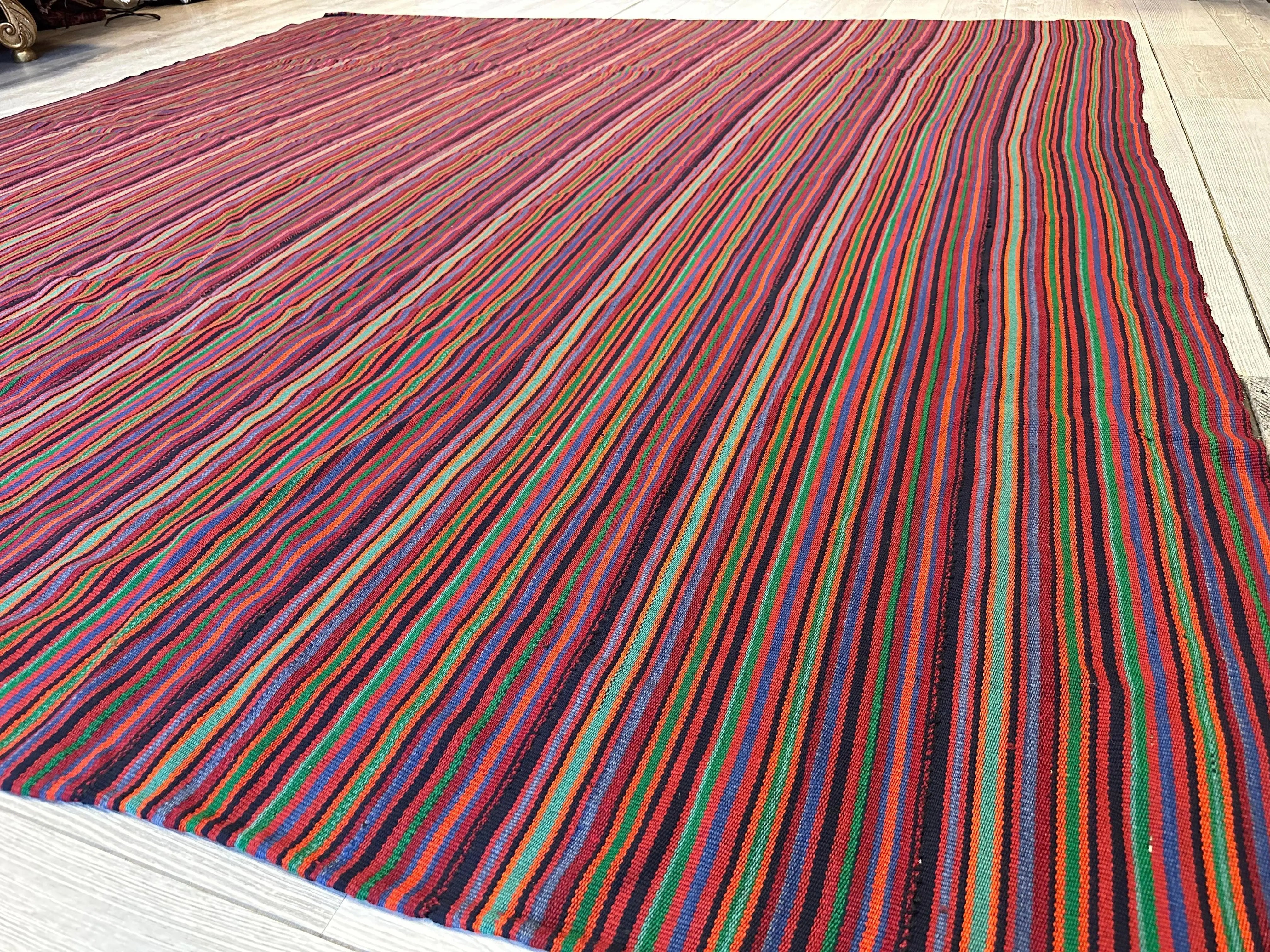 Large Antique Persian Square Rug Jajim Design 9 x 9 Ft Rugistan