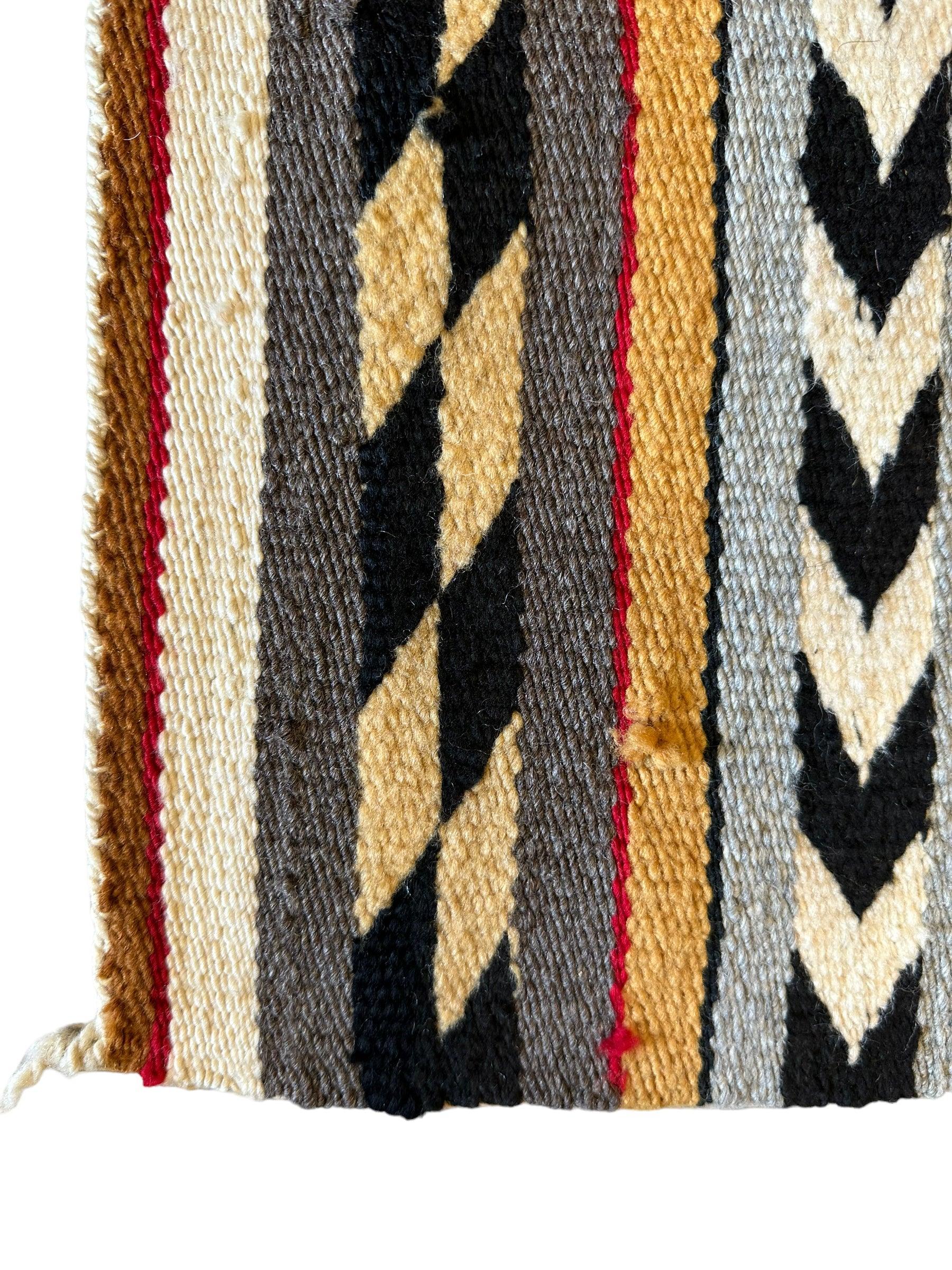 Vintage Native American Navajo Rug 29” x 32” Rugistan