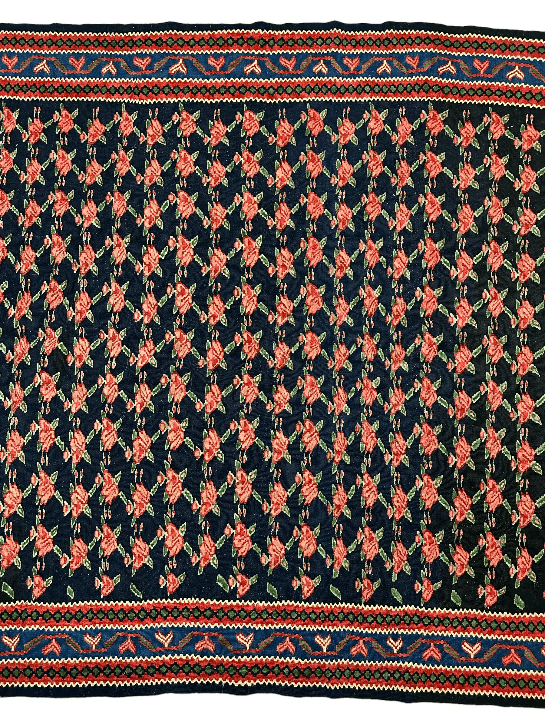 Vintage Persian Senneh Kilim 4’4” x 7’ Rugistan