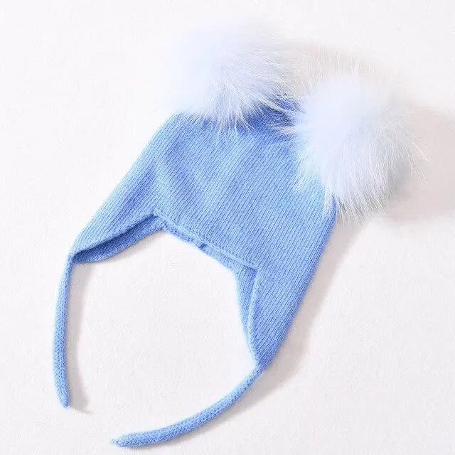 Unisex Wool Hat with Raccoon Fur Pom-Pom | Cozy & Chic