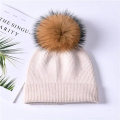 Women's wool hat with a pom-pom made of natural angora rabbit fur - Family Shopolf