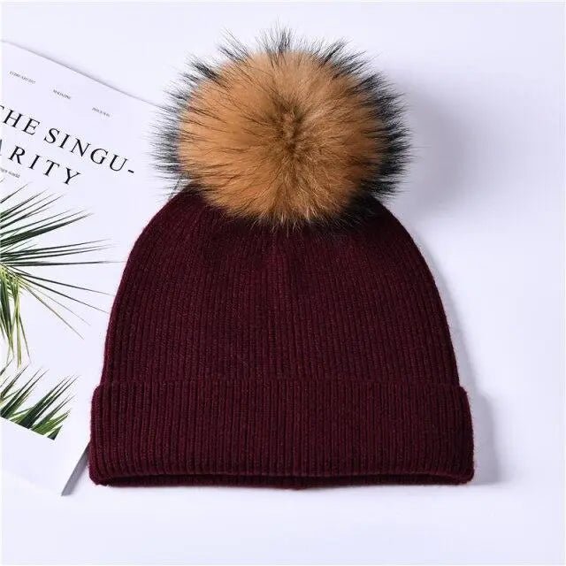 Women's wool hat with a pom-pom made of natural angora rabbit fur - Family Shopolf