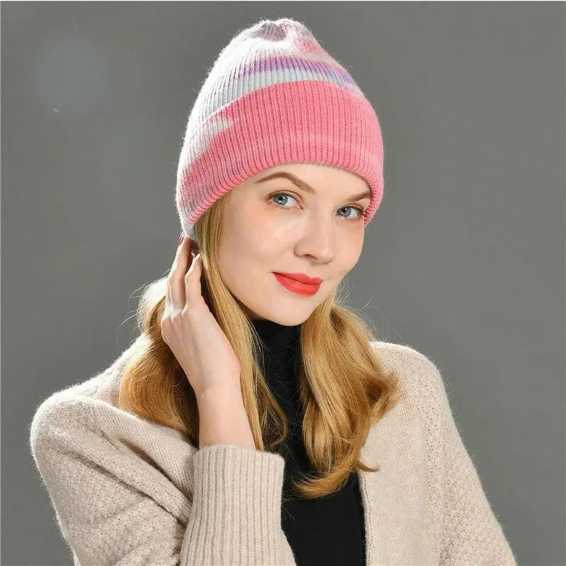 Multicolor Cashmere Wool Blend Knitted Winter Hat with Fur