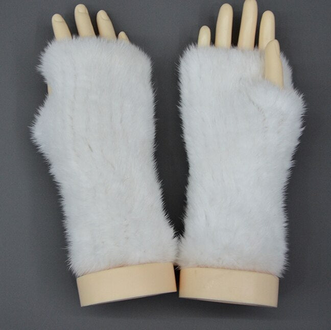 Winter gloves made of fur