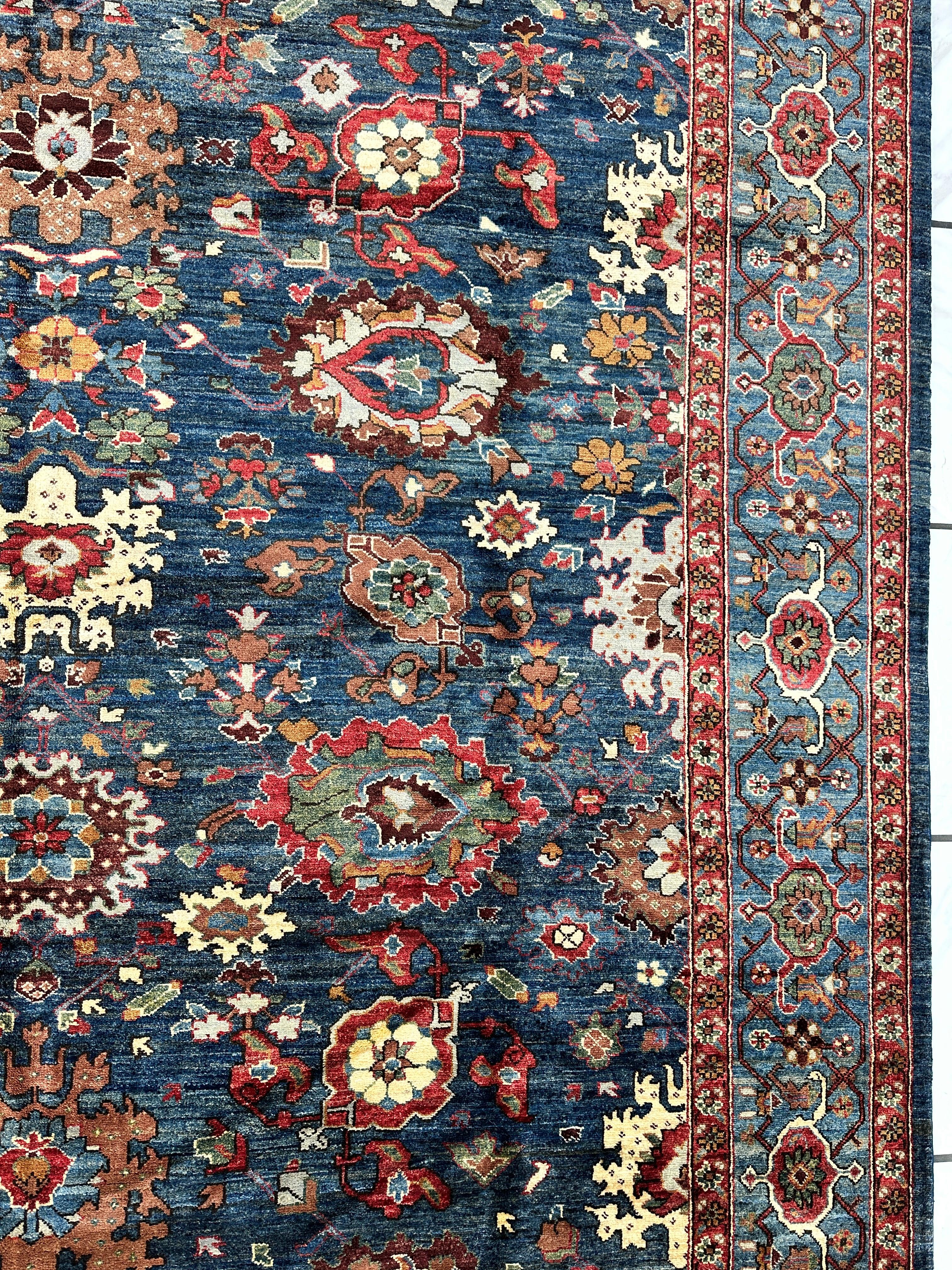 Trasitional Serapi Ghazni Wool Rug – 8' x 10’ – Intricate Floral Design Rugistan