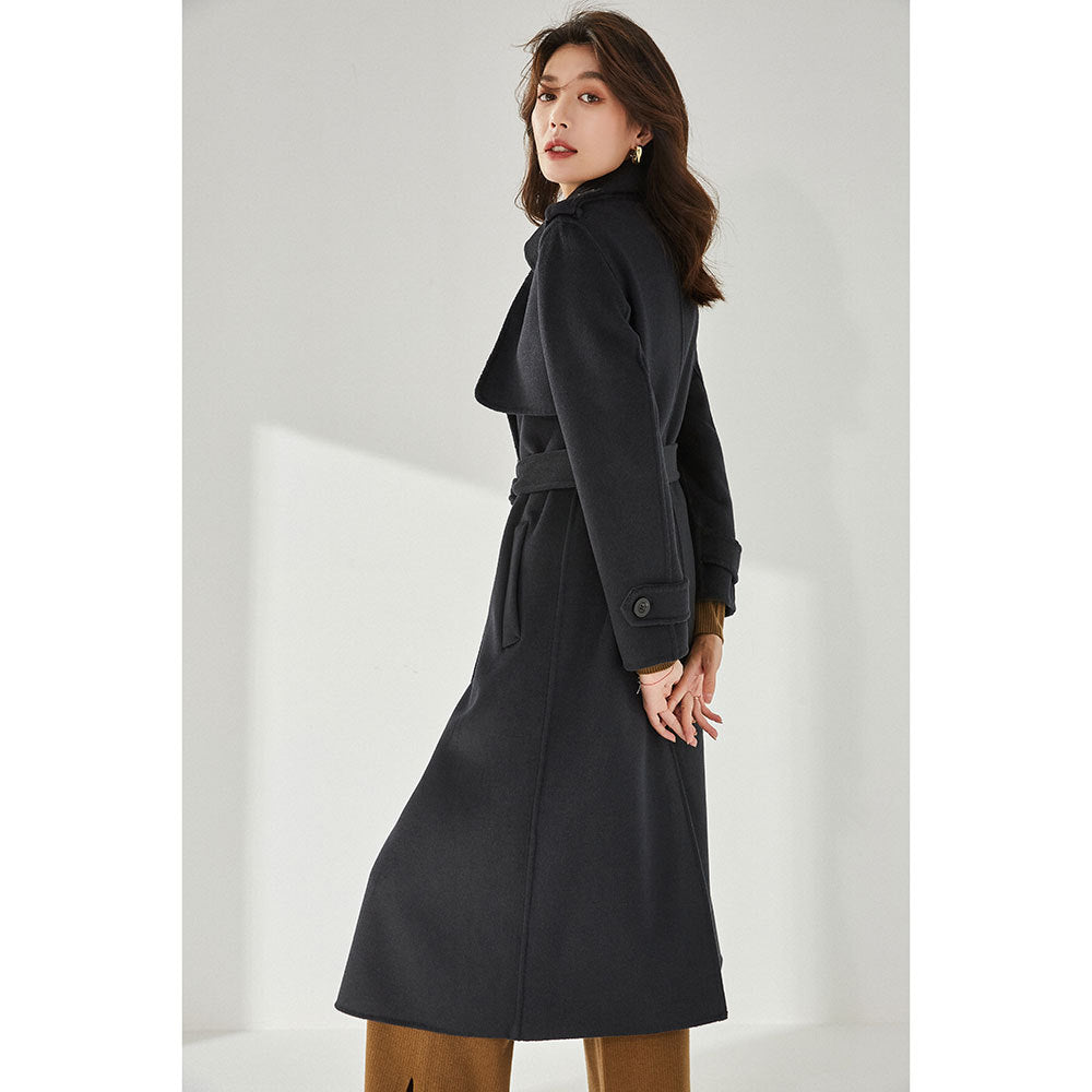 Soft And Smooth Bamboo Fiber Commuter Windbreaker