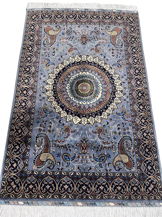 Hand-Knotted Parak Rug – Gray, 40” x 60” | Afghan Wool Rug Rugistan