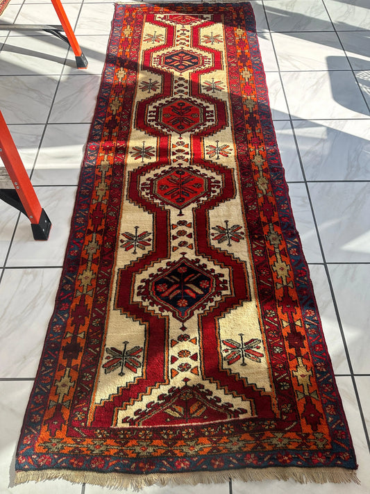 Persian Meshgi Wool Runner 3’6” x 9’10” Rugistan
