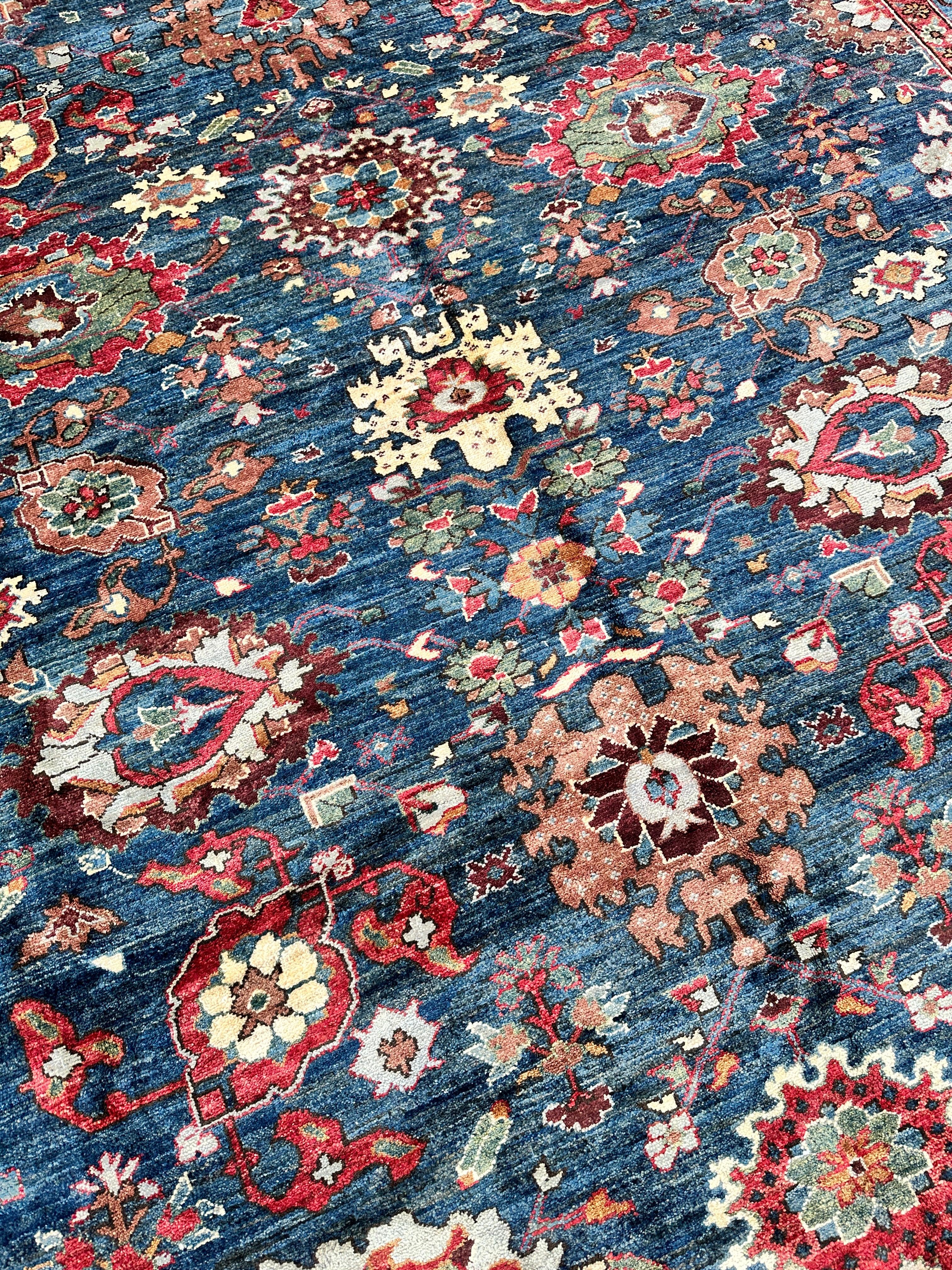 Trasitional Serapi Ghazni Wool Rug – 8' x 10’ – Intricate Floral Design Rugistan