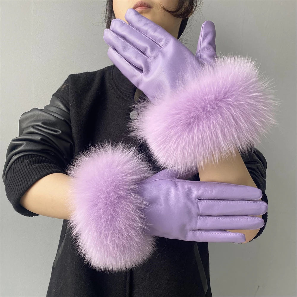 Gants en peau de mouton naturelle avec fourrure naturelle sur une doublure chaude et moelleuse