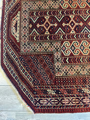 Antique 1890’s Turkoman Prayer Rug or Namazlyk 4’ x 5’2” Rugistan