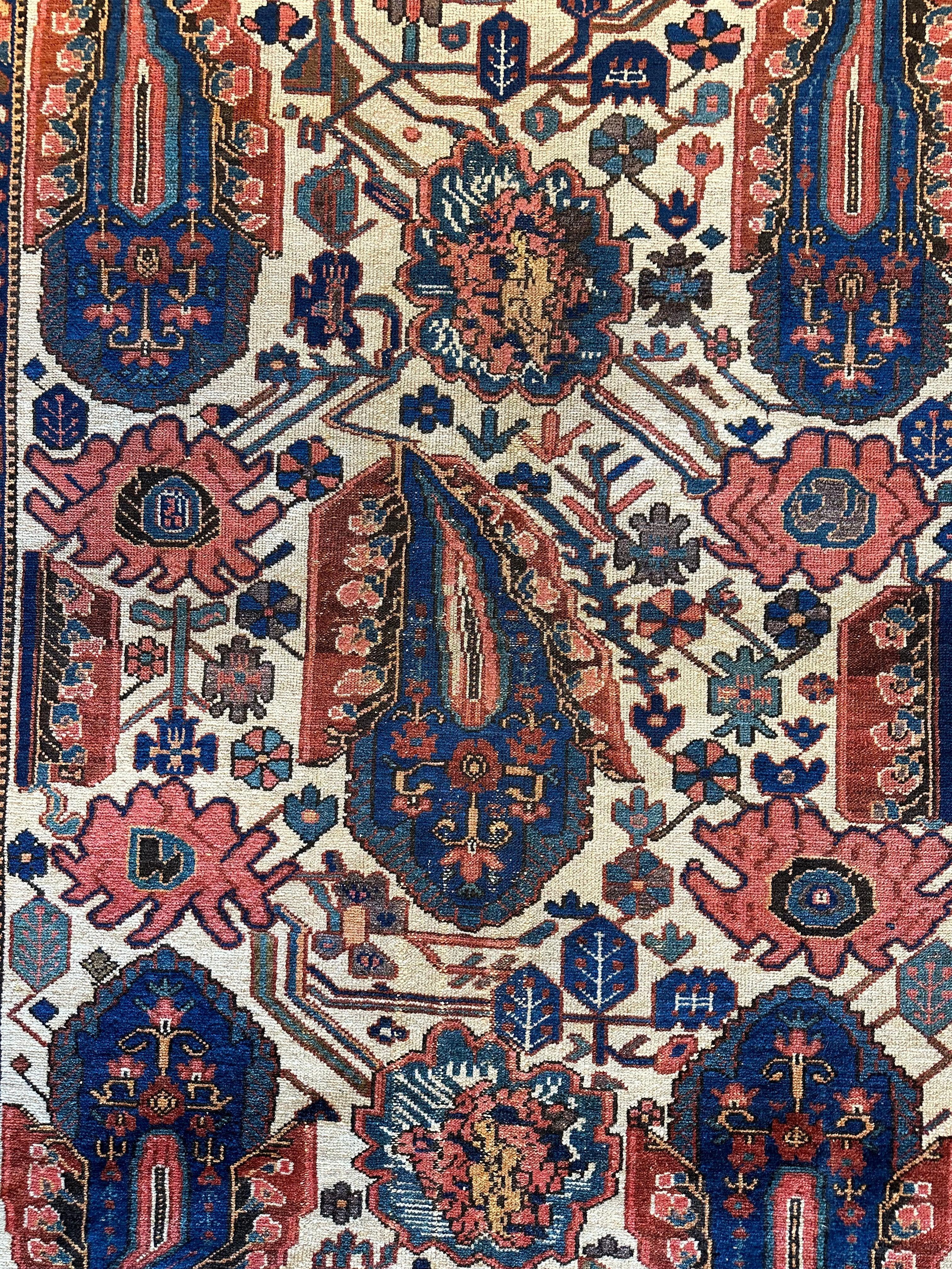 Antique Persian Malayar Circa 1900 4’10 x 6’7” Rugistan