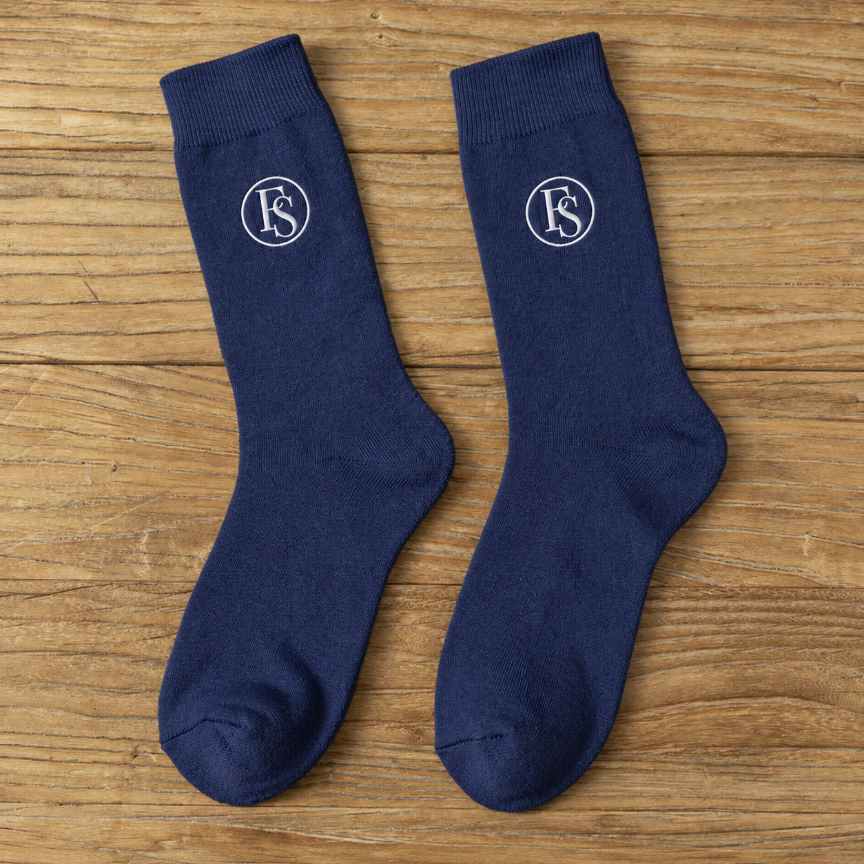 Family Shopolf embroidered FS logo cotton crew socks - Navy Blue