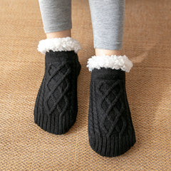 Winter Plush Non-Slip Floor Socks - product image 14