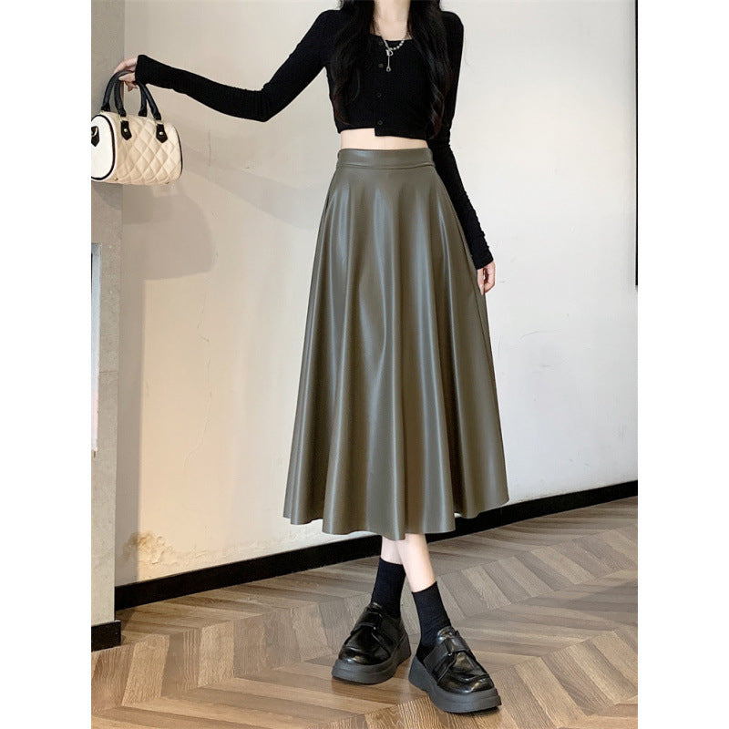 Women's PU leather midi skirt detail