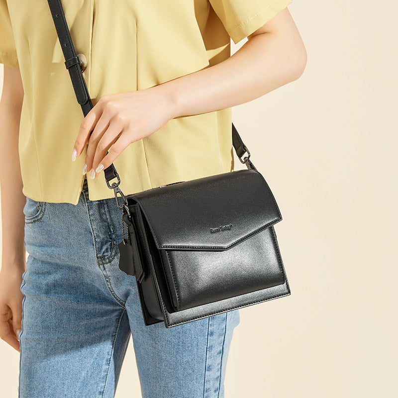 Elegant Square Women's Bag | Chic & Timeless Design