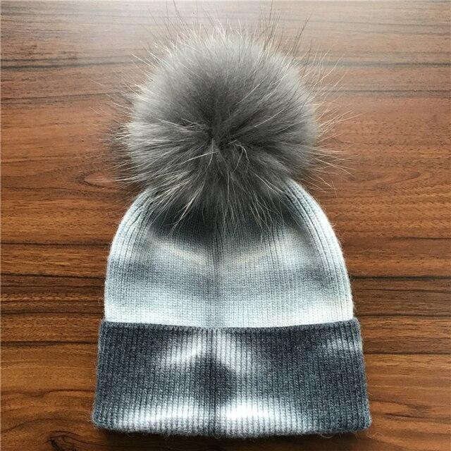 Multicolor Cashmere Wool Blend Knitted Winter Hat with Fur