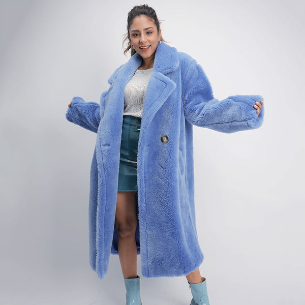 Women's coat made of 100% natural sheep wool